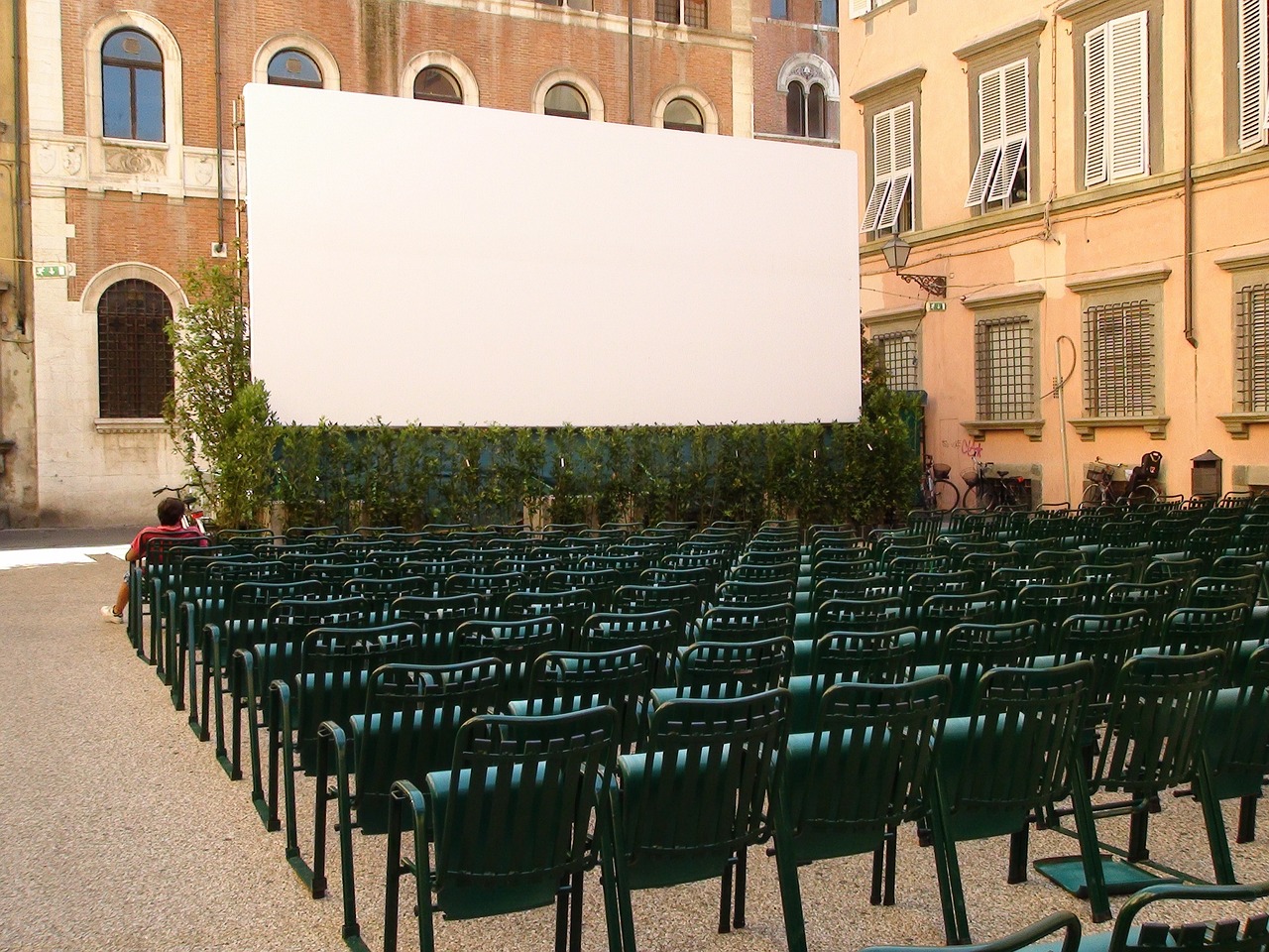 Tematy społeczne w filmach: jak kino odzwierciedla rzeczywistość? – artykuły tematyczne